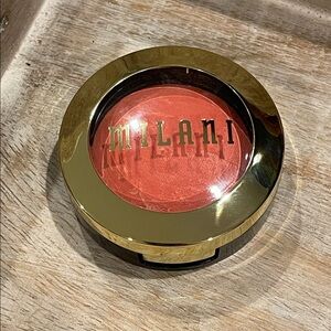Milani Baked Powder Blush — Luminoso